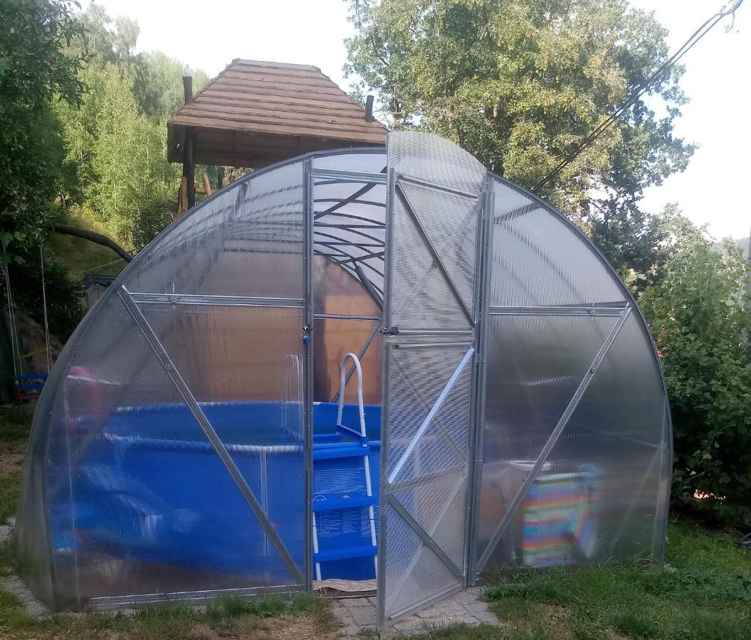 Penzion Apartmany Becov Bečov nad Teplou Exterior foto