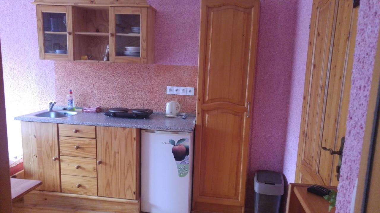Penzion Apartmany Becov Bečov nad Teplou Exterior foto