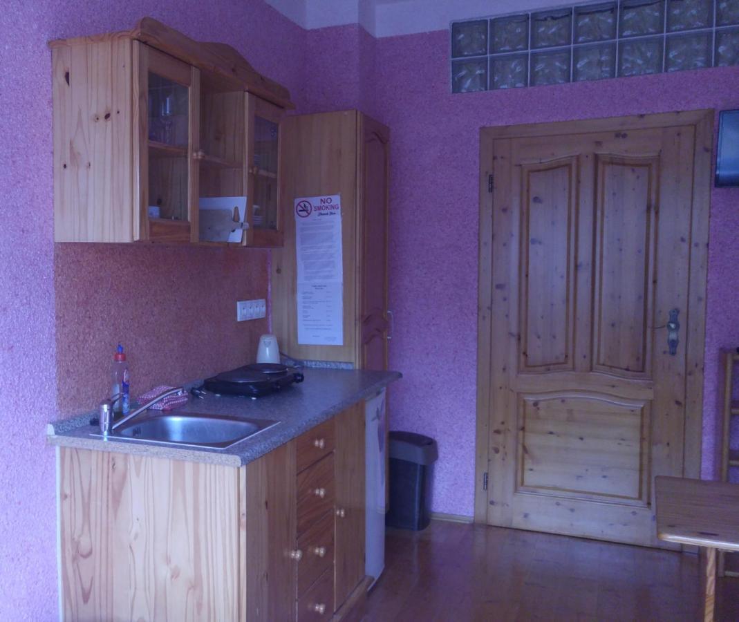 Penzion Apartmany Becov Bečov nad Teplou Exterior foto
